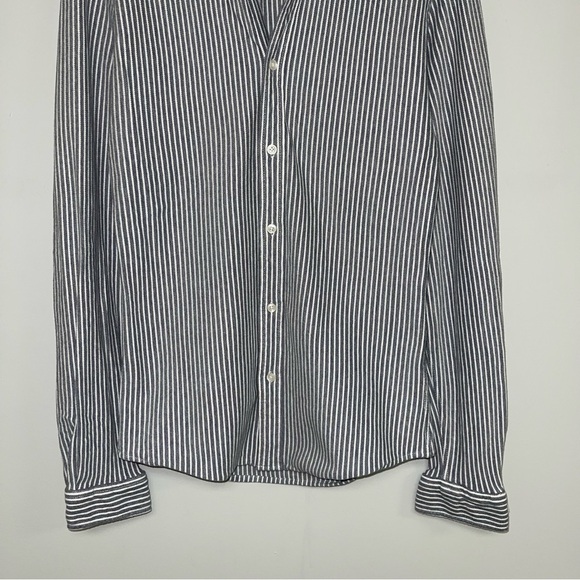 Saks Fifth Avenue Button Down Shirt Women’s Size Large  Grey White‎ Striped Slim - Picture 4 of 10
